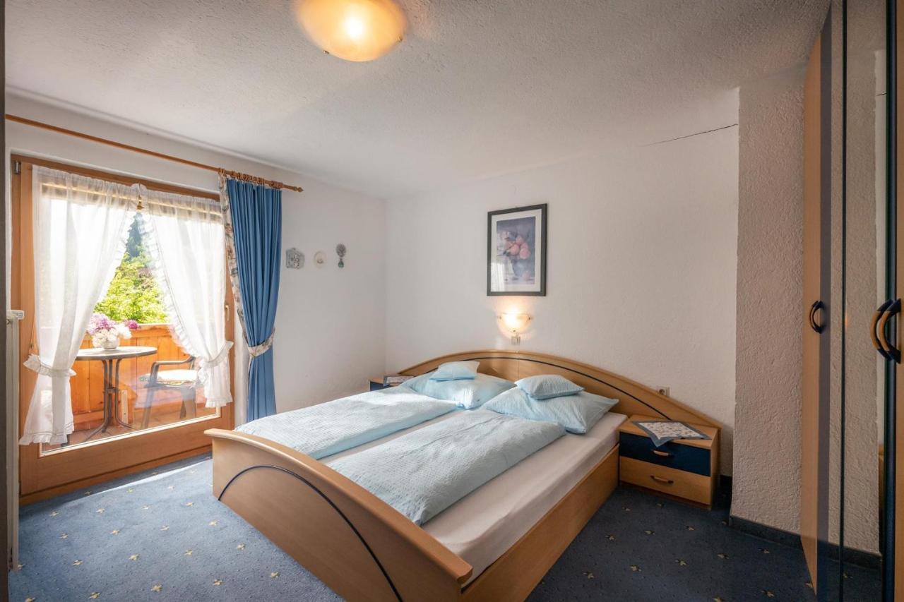 Doppelzimmer mit Balkon